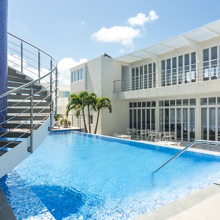 Ocean Z Boutique Hotel Palm Beach Esterno foto