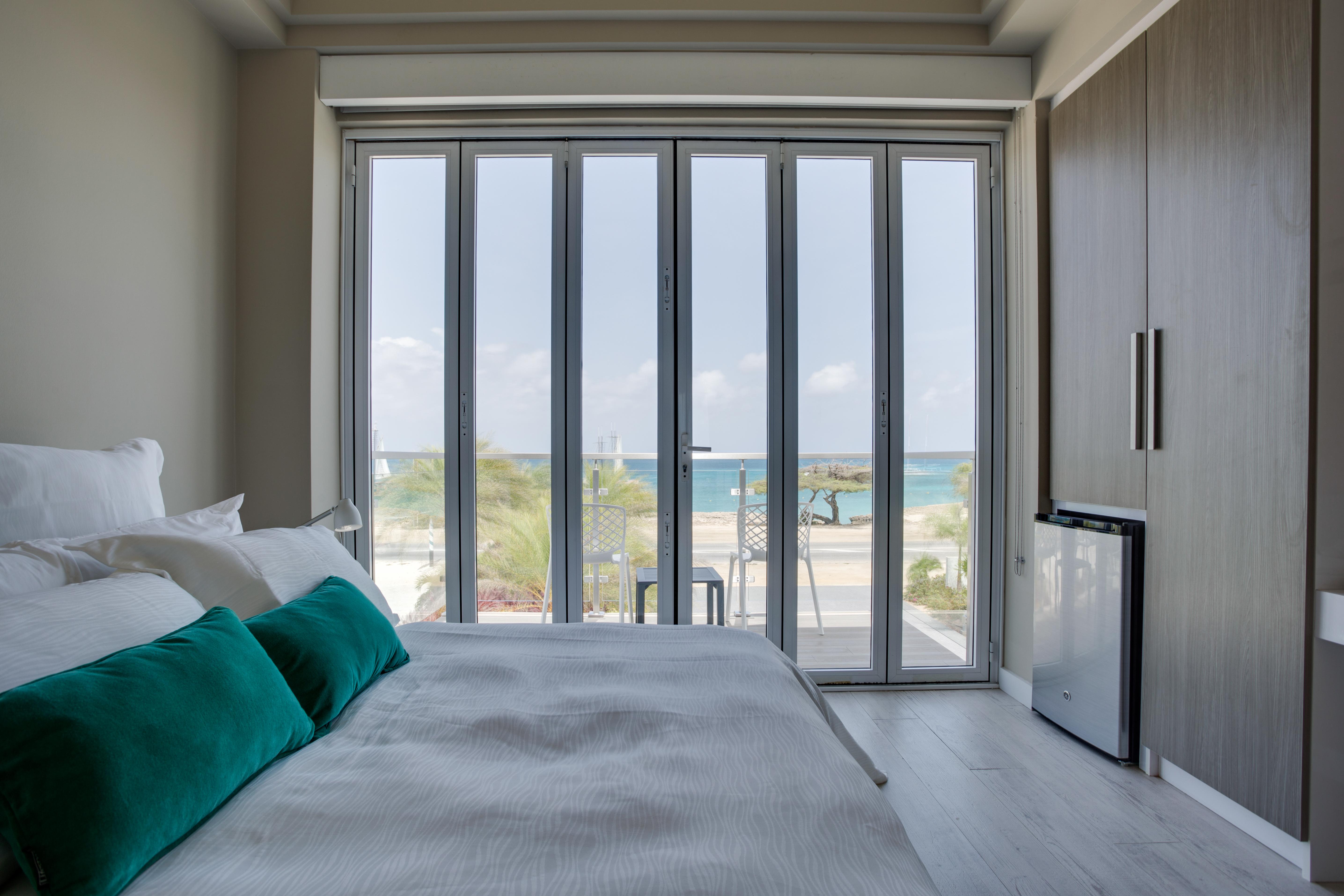 Ocean Z Boutique Hotel Palm Beach Esterno foto