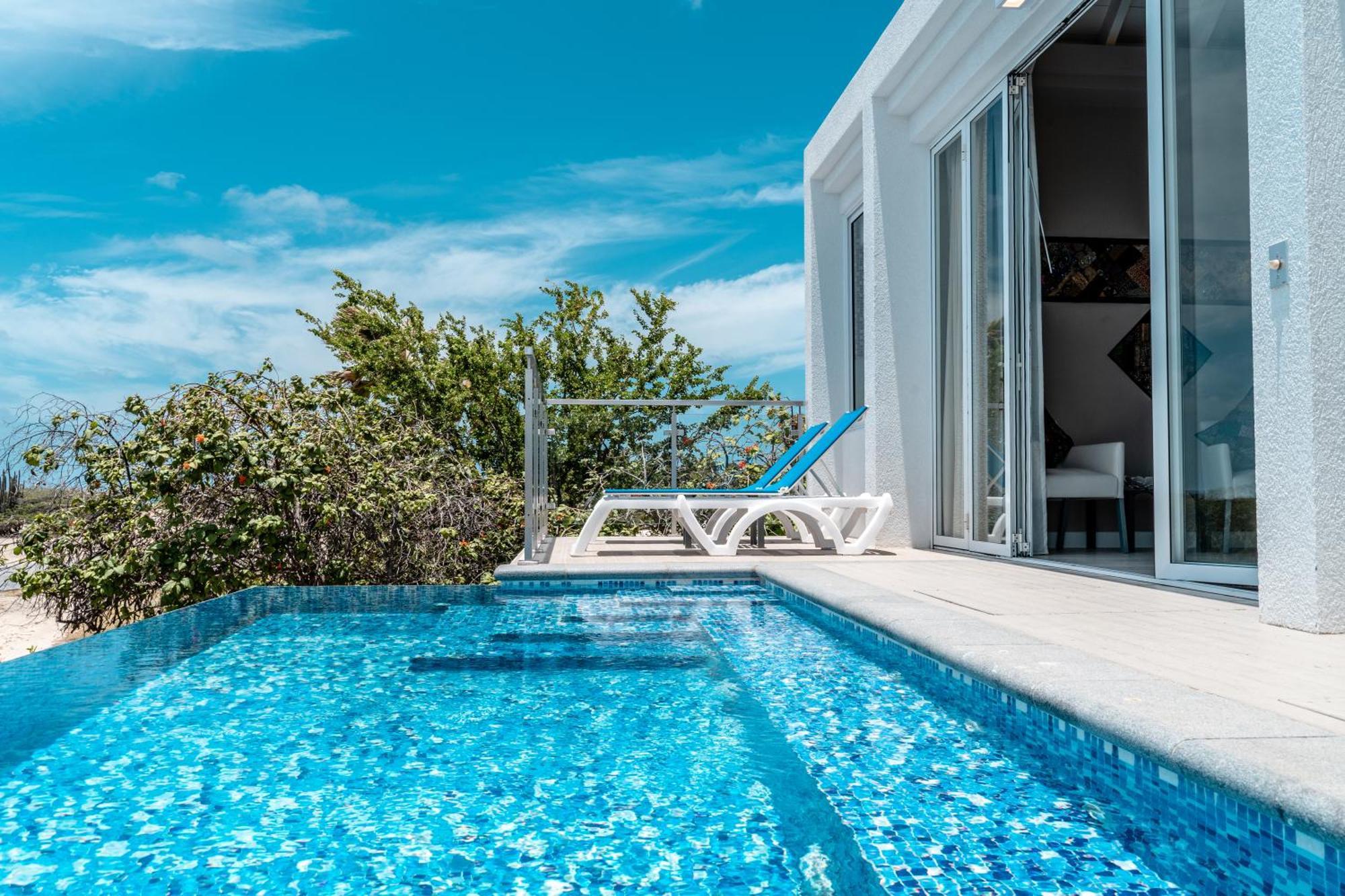 Ocean Z Boutique Hotel Palm Beach Esterno foto
