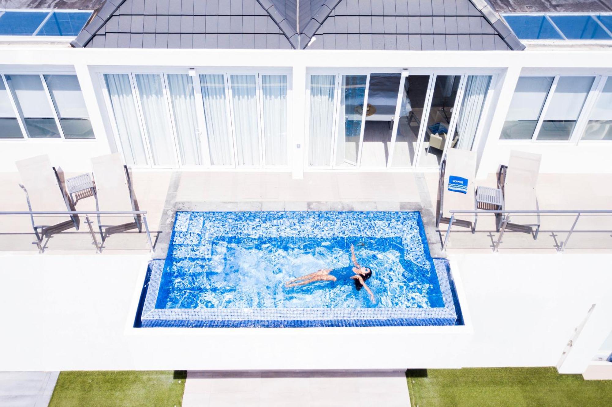 Ocean Z Boutique Hotel Palm Beach Esterno foto
