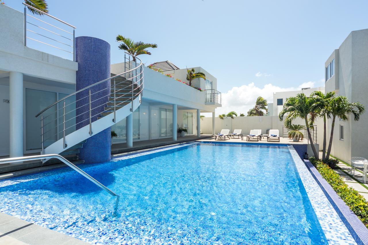 Ocean Z Boutique Hotel Palm Beach Esterno foto