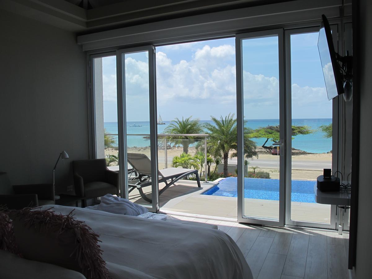 Ocean Z Boutique Hotel Palm Beach Esterno foto