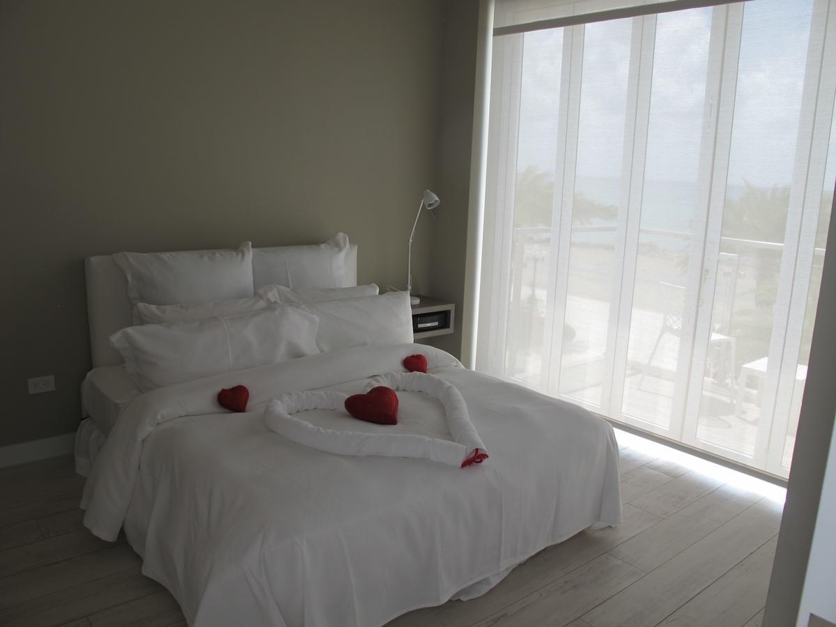 Ocean Z Boutique Hotel Palm Beach Esterno foto